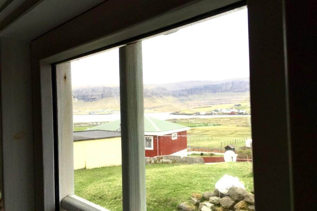 Charming Old Style Shanty Hvalba Exteriör bild